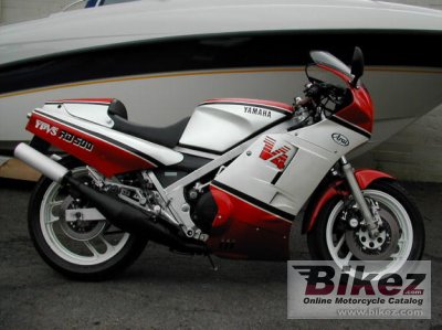 1986 Yamaha RD 500 LC photo
